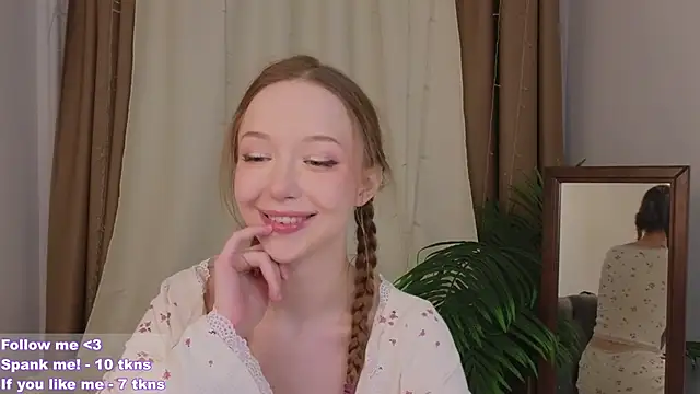 VioletMills online show from February 3, 2025, 12:04 am