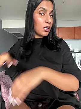 Snapshot of Indianbutter11 chatting on November 6, 2025, 5:08 am Indianbutter11 online show from November 6, 2025, 5:08 am