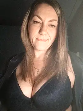 Snapshot of Ant0nina chatting on December 3, 2024, 10:29 pm Ant0nina online show from December 3, 2024, 10:29 pm