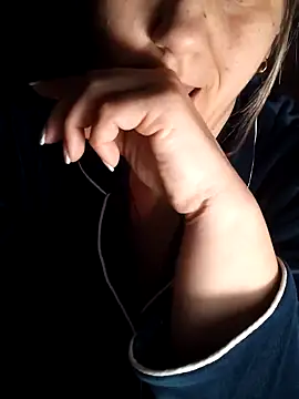 Snapshot of Ant0nina chatting on February 1, 2025, 6:40 pm Ant0nina online show from February 1, 2025, 6:40 pm