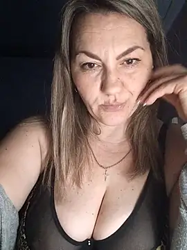 Snapshot of Ant0nina chatting on February 27, 2025, 6:53 pm Ant0nina online show from February 27, 2025, 6:53 pm