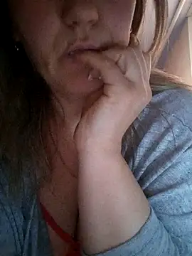 Snapshot of Ant0nina chatting on March 4, 2025, 7:22 pm Ant0nina online show from March 4, 2025, 7:22 pm