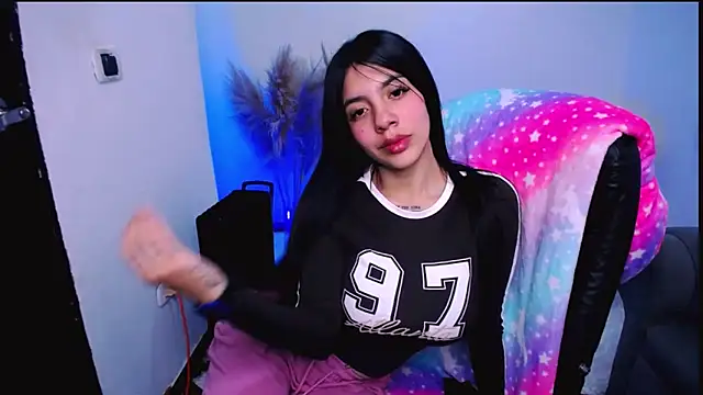 Snapshot of Alin_Aly chatting on November 12, 2025, 3:01 pm Alin Aly online show from November 12, 2025, 3:01 pm