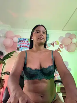 JANYLOVE   online show from June 30, 2026, 11:00 am