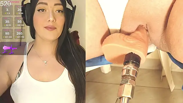 Snapshot of aleja20_- chatting on February 3, 2026, 4:32 am aleja20 - online show from February 3, 2026, 4:32 am