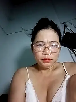 Sexy-asslove90 online show from September 30, 2025, 8:36 pm