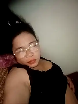 Sexy-asslove90 online show from October 5, 2025, 3:32 pm