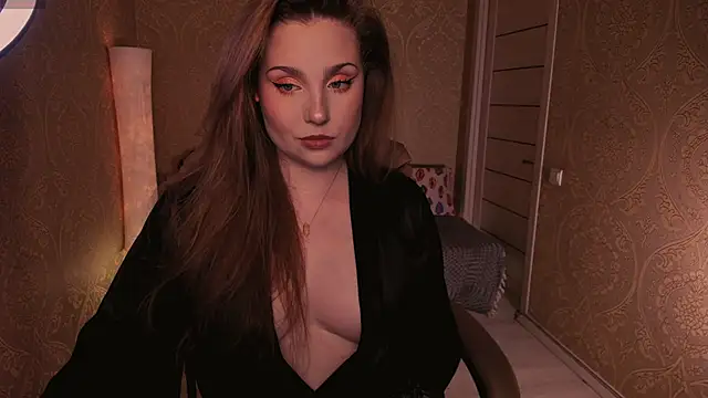 Eesmaaarrr online show from March 16, 2026, 12:06 am