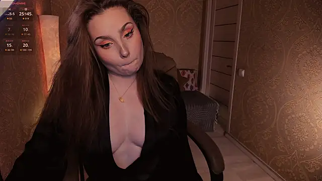 Eesmaaarrr online show from March 19, 2026, 11:31 pm