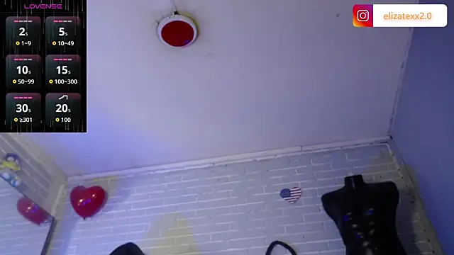 elizatexx online show from May 29, 2026, 7:12 pm
