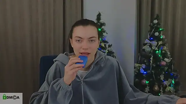 katty  cat online show from December 4, 2024, 2:37 pm