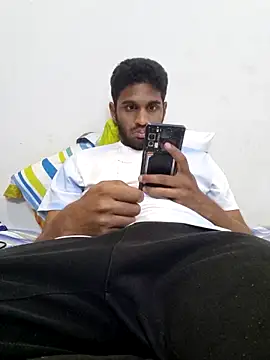 Snapshot of mykecockslong chatting on January 21, 2025, 5:20 pm mykecockslong online show from January 21, 2025, 5:20 pm