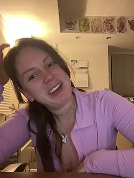 Snapshot of Countesss chatting on December 24, 2024, 3:38 am Countesss online show from December 24, 2024, 3:38 am