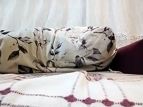 pedram95 online show from October 26, 2025, 6:14 pm