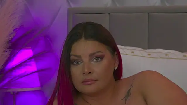 Snapshot of RissaRheys chatting on March 17, 2025, 11:21 pm RissaRheys online show from March 17, 2025, 11:21 pm