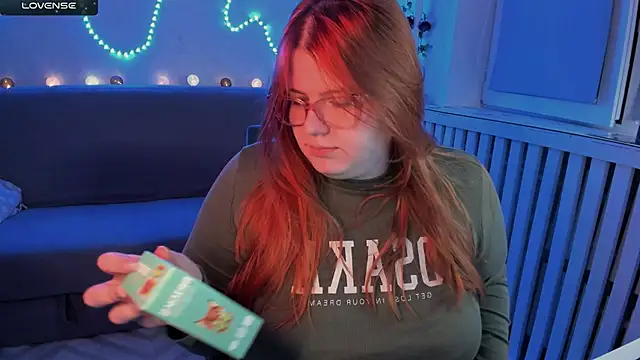 Melissa Purr online show from November 22, 2025, 7:02 pm