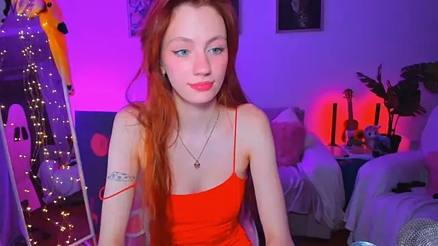 Snapshot of Alyssa_Smitt chatting on September 29, 2025, 9:52 pm Alyssa Smitt online show from September 29, 2025, 9:52 pm