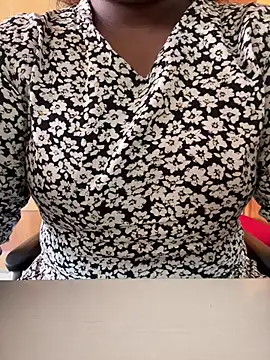 Snapshot of _dr_hot_ chatting on December 14, 2024, 4:45 am dr hot online show from December 14, 2024, 4:45 am