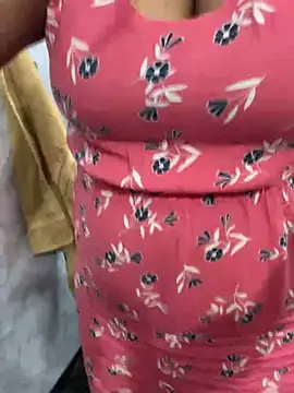 Snapshot of _dr_hot_ chatting on January 3, 2025, 1:47 pm dr hot online show from January 3, 2025, 1:47 pm