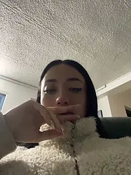 Ady 18 online show from January 21, 2025, 10:30 pm