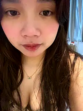 Hotellinh12 online show from October 28, 2025, 5:15 pm