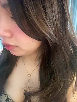 Hotellinh12 online show from January 14, 2026, 5:02 am