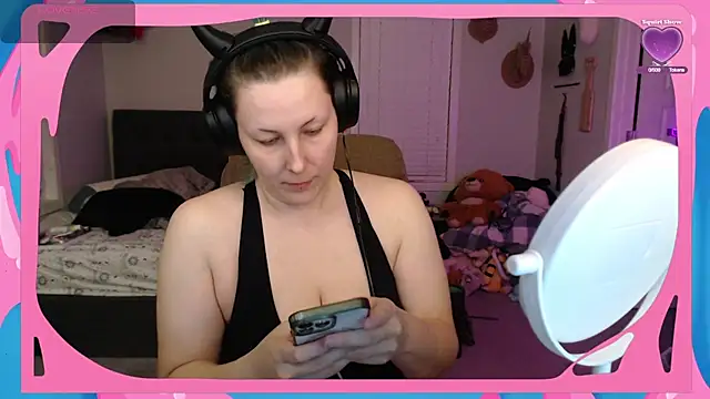 Snapshot of CirqueNoirBlu chatting on September 24, 2025, 3:21 am CirqueNoirBlu online show from September 24, 2025, 3:21 am