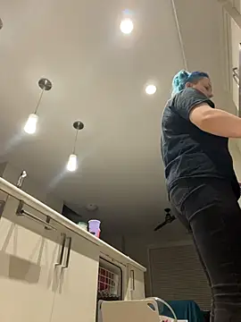 CirqueNoirBlu online show from April 23, 2026, 4:24 am