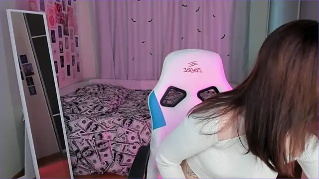 Vanessa Verona online show from April 3, 2026, 5:16 am