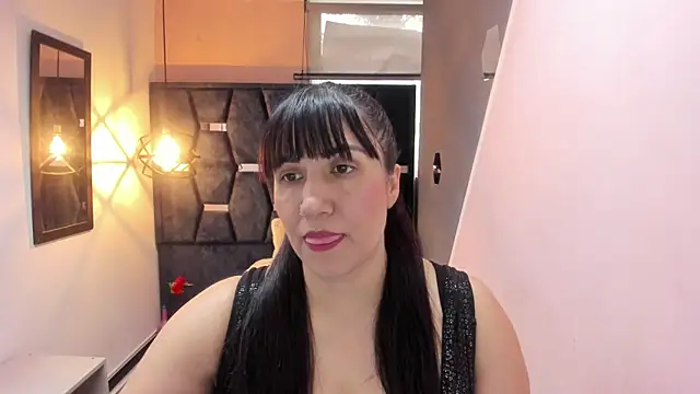 GiaFox  online show from December 16, 2025, 1:16 pm