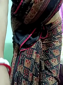 Rosy-B online show from March 18, 2026, 10:13 pm