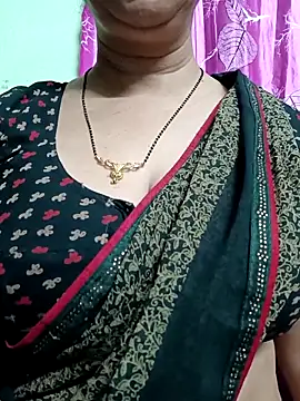 Rosy-B online show from April 13, 2026, 9:42 pm