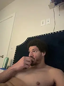 Snapshot of Clearlytothepoint420 chatting on December 17, 2024, 4:11 pm Clearlytothepoint420 online show from December 17, 2024, 4:11 pm