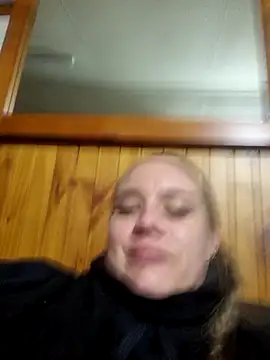 Snapshot of Off_the_Lesh chatting on July 18, 2026, 3:27 pm Off the Lesh online show from July 18, 2026, 3:27 pm