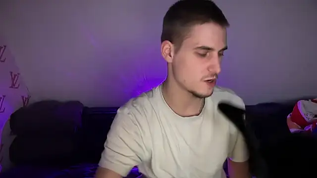 Cookieboy88 online show from December 25, 2024, 2:25 am