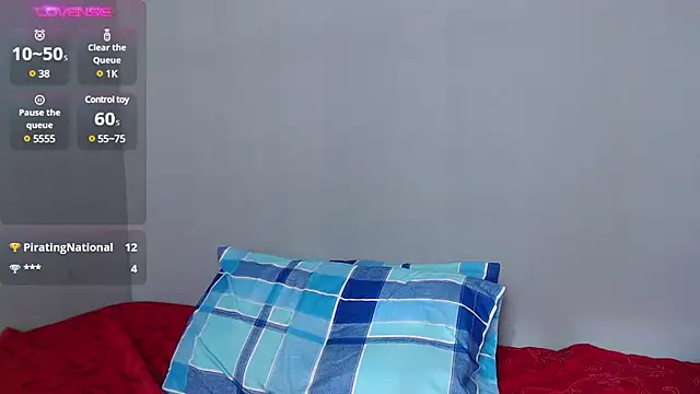 Snapshot of blue_violette_ chatting on January 11, 2025, 8:43 pm blue violette online show from January 11, 2025, 8:43 pm