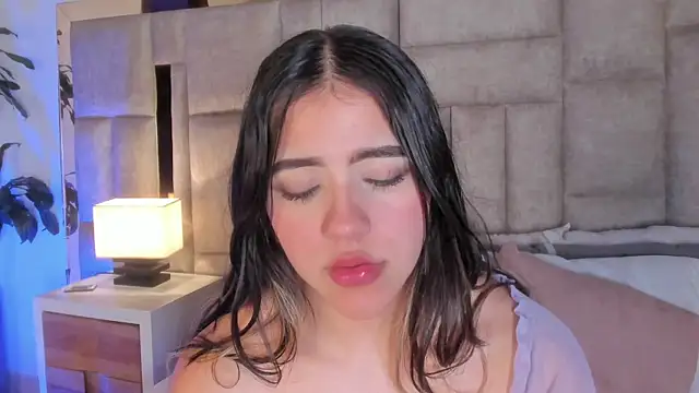 Snapshot of SofiScott_ chatting on March 13, 2025, 1:21 am SofiScott online show from March 13, 2025, 1:21 am