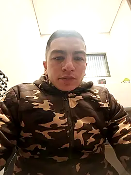 Snapshot of David1997slp chatting on April 3, 2026, 3:21 pm David1997slp online show from April 3, 2026, 3:21 pm