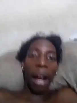 Snapshot of spicycouplex chatting on October 11, 2025, 12:10 am spicycouplex online show from October 11, 2025, 12:10 am