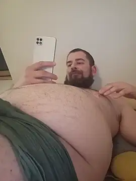 Snapshot of machobear87 chatting on April 15, 2026, 6:59 pm machobear87 online show from April 15, 2026, 6:59 pm