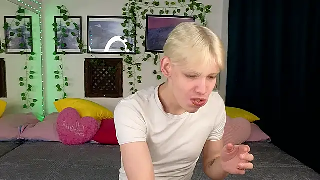 Nick Win online show from February 4, 2025, 10:10 am