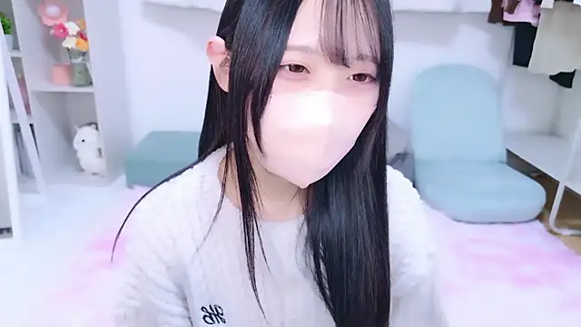 Snapshot of Suzu_ch_xx chatting on November 13, 2025, 1:10 pm Suzu ch xx online show from November 13, 2025, 1:10 pm