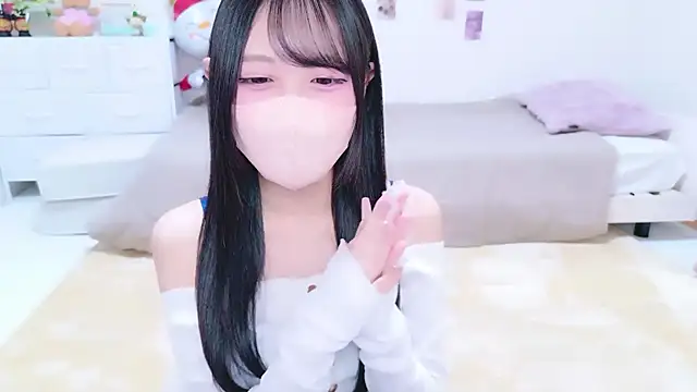 Snapshot of Suzu_ch_xx chatting on January 17, 2026, 1:16 pm Suzu ch xx online show from January 17, 2026, 1:16 pm