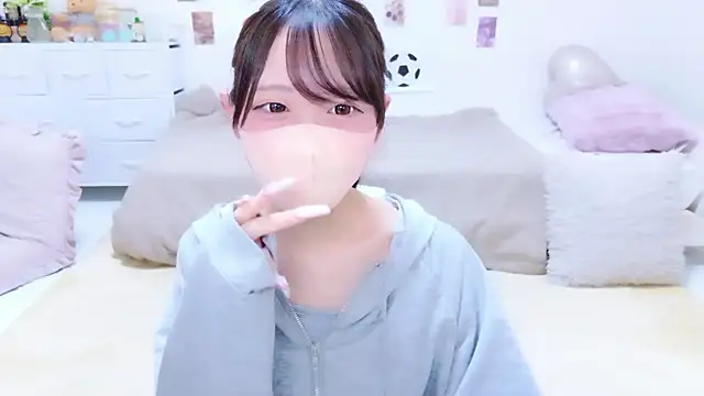 Snapshot of Suzu_ch_xx chatting on July 9, 2026, 4:55 pm Suzu ch xx online show from July 9, 2026, 4:55 pm