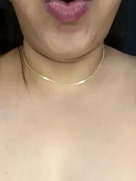 Snapshot of Loveshash1 chatting on November 21, 2025, 5:17 am Loveshash1 online show from November 21, 2025, 5:17 am