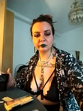 AliceBehind online show from March 14, 2026, 4:45 pm