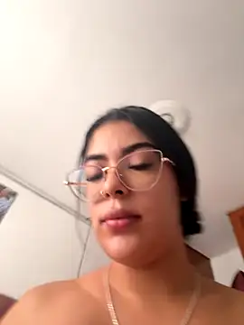 Bianca zaens2 online show from September 20, 2025, 3:57 pm