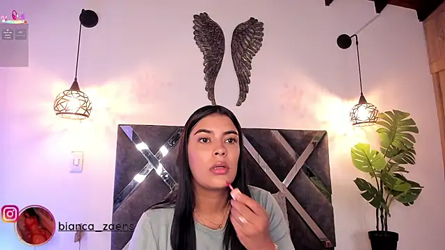 Snapshot of Bianca_zaens2 chatting on February 6, 2026, 12:08 pm Bianca zaens2 online show from February 6, 2026, 12:08 pm