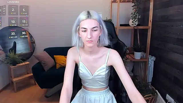 Snapshot of Mia_Cheers chatting on September 8, 2025, 4:50 pm Mia Cheers online show from September 8, 2025, 4:50 pm