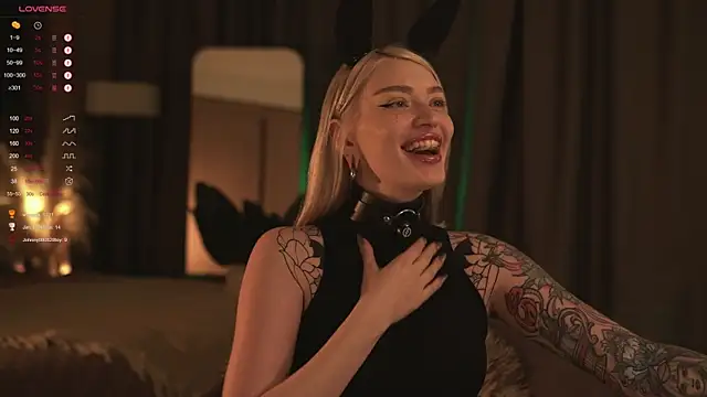 LinaKinky online show from January 24, 2025, 3:02 pm